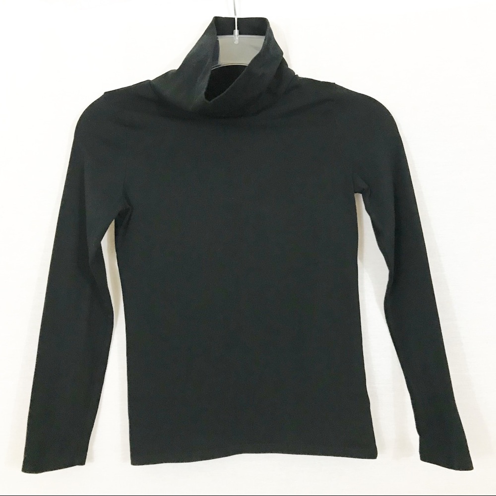Cathy Jean Back Turtleneck